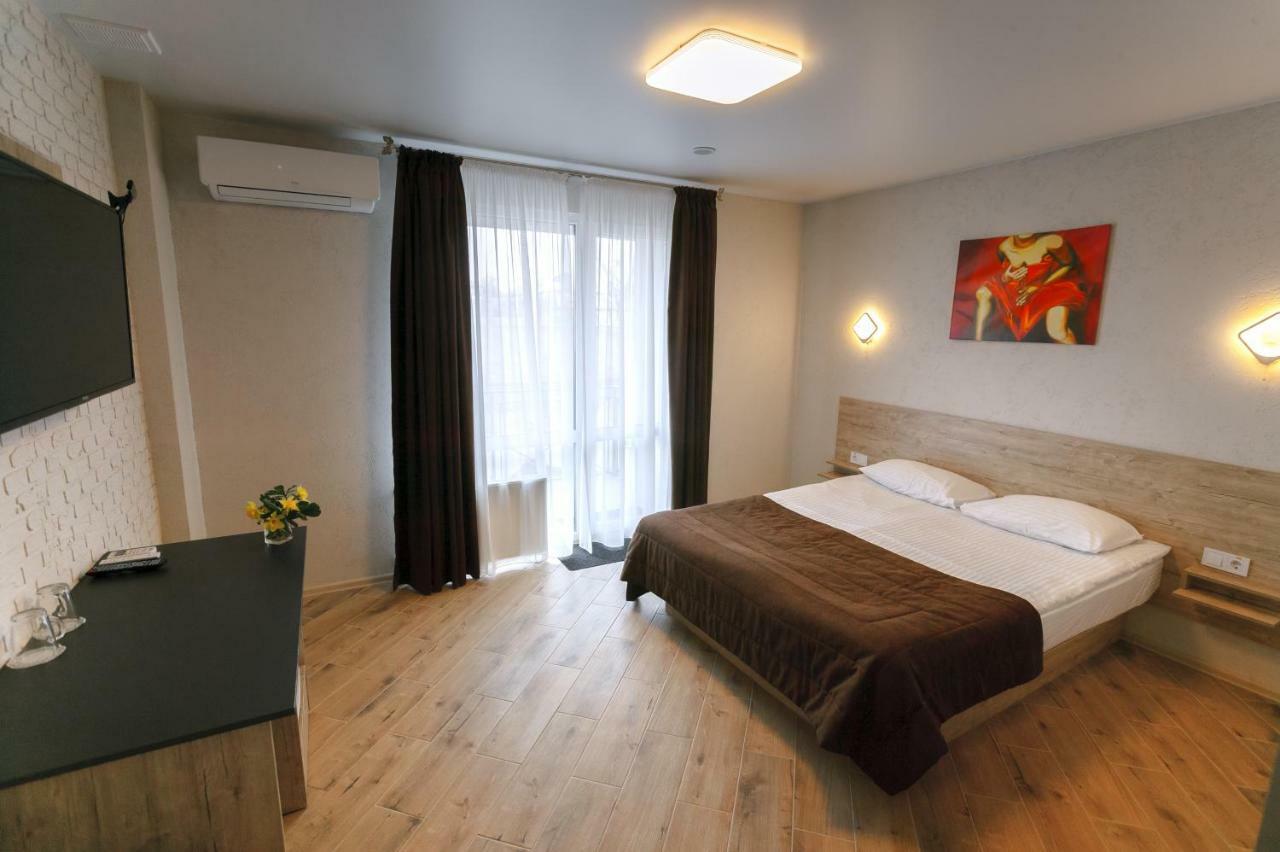 Raziotel Rishelyevskiy Херсон Экстерьер фото